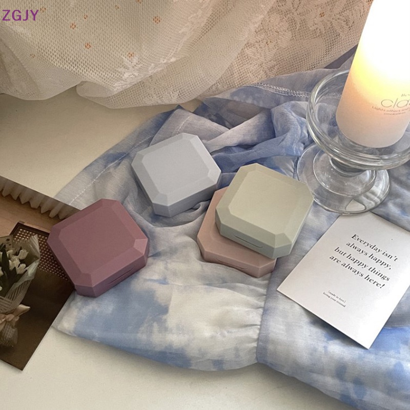 Hộp Đựng Kính Áp Tròng Màu Kẹo Ngọt Kèm Nhíp Và Hộp Đựng Tiện Dụng Mang Theo Du Lịch Mới