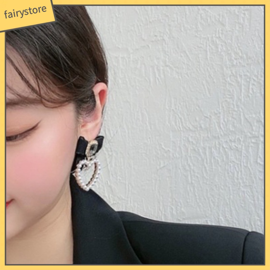 1 Đôi Bông Tai Hình Nơ Đính Ngọc Trai Giả Màu Đen Phong Cách Retro Dành Cho Nữ