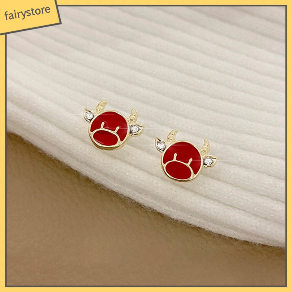 Bông Tai Hình Bò Sữa Đính Đá Dễ Thương Sáng Tạo