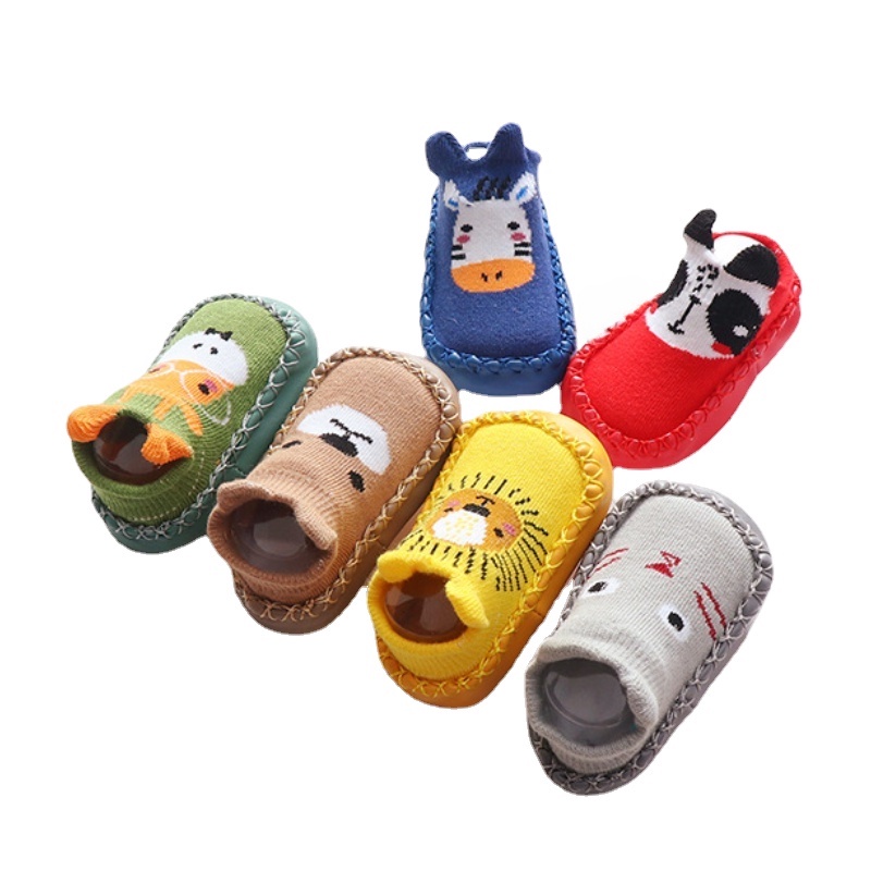 Đôi Vớ Chống Trượt Mềm Mại Họa Tiết Động Vật Hoạt Hình Cho Bé