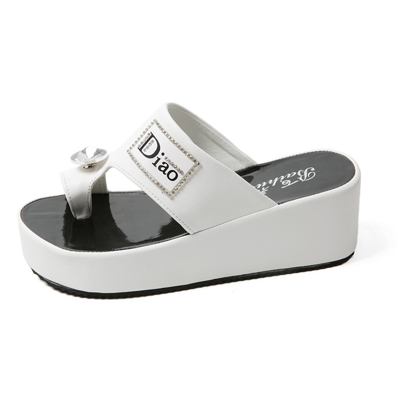 Dép Xỏ Ngón Đế Xuồng Dày Mũi Tròn Đính Đá Thời Trang Mùa Hè Cho Nữ 02621