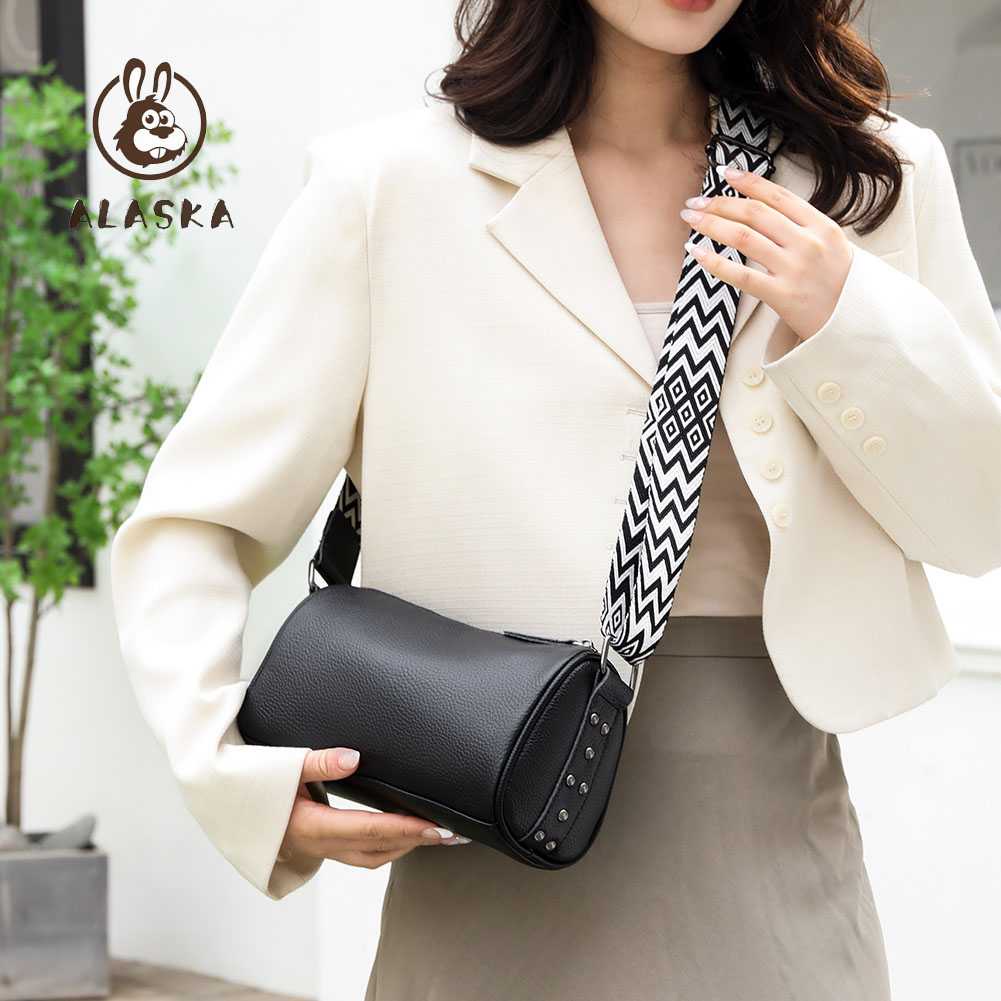 Túi Đeo Chéo Bằng Da Thật Thiết Kế Tinh Tế Với Dây Đeo Tùy Chỉnh Thời Trang Cho Nữ