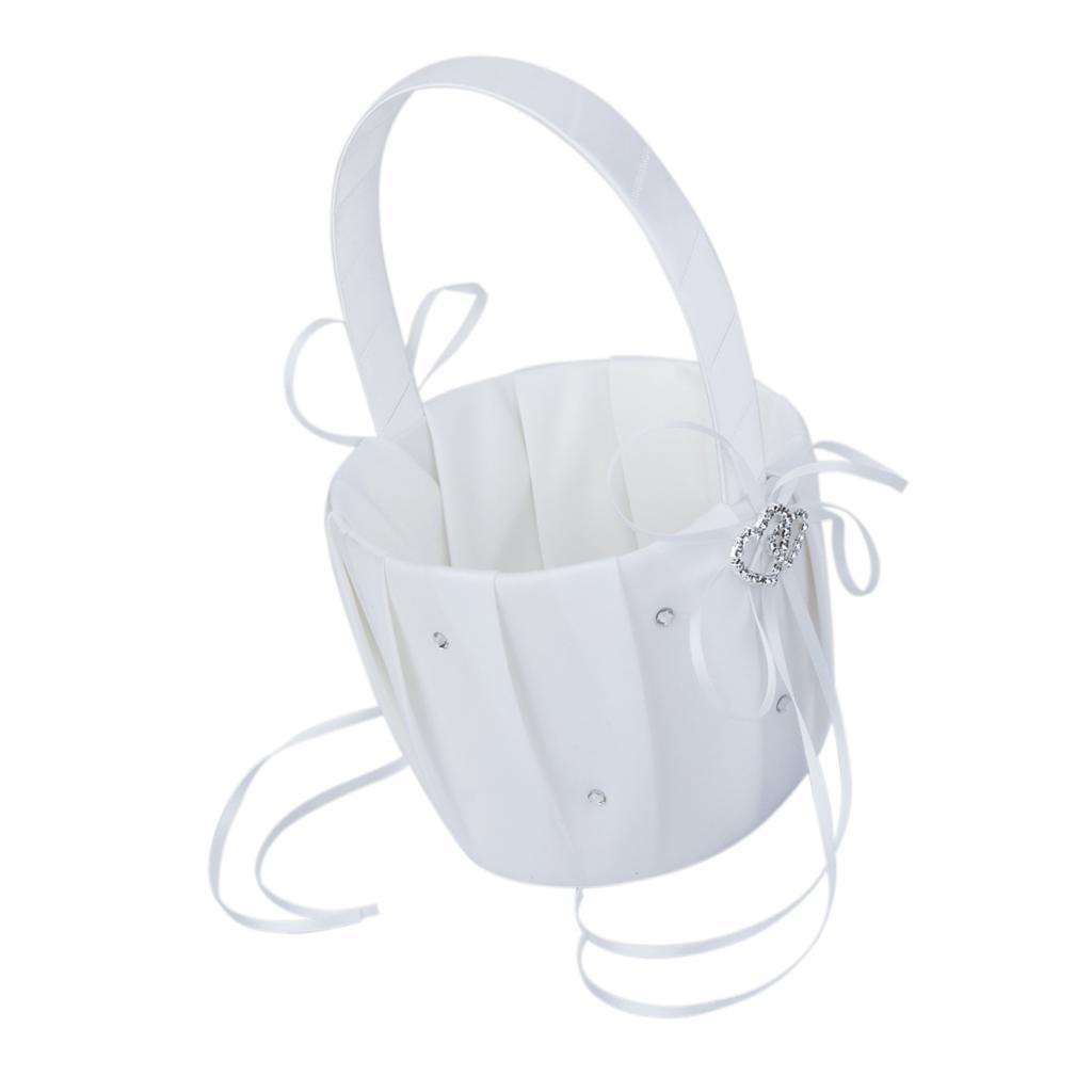 Giỏ Hoa Cưới Bằng Satin Trắng Đính Đá Pha Lê Trái Tim Đôi Xinh Xắn