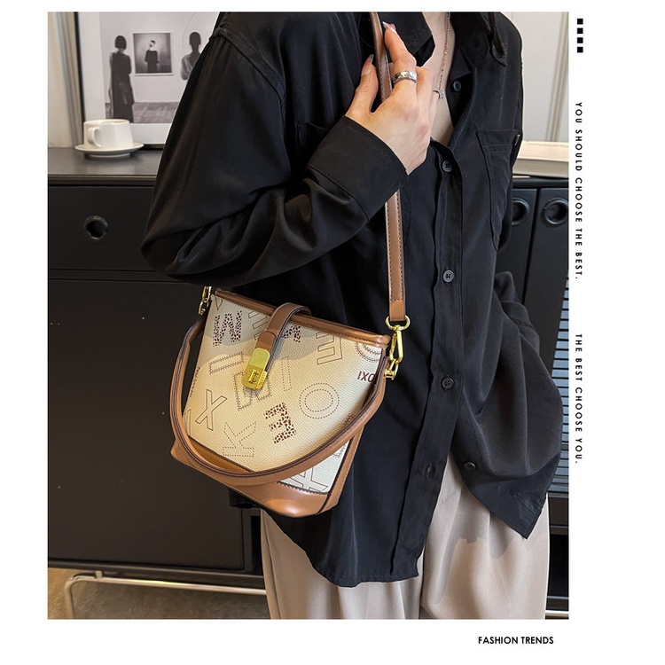 Túi Đeo Chéo Nhỏ Xinh Chất Lượng Cao Thời Trang Mùa Hè 202 300 Cho Nữ