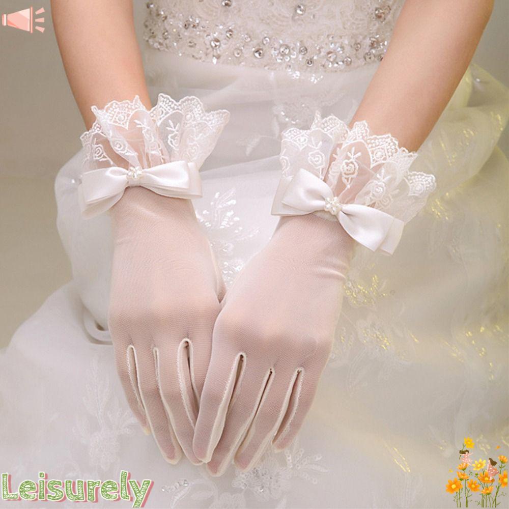 Găng Tay Cô Dâu Đính Đá Sang Trọng