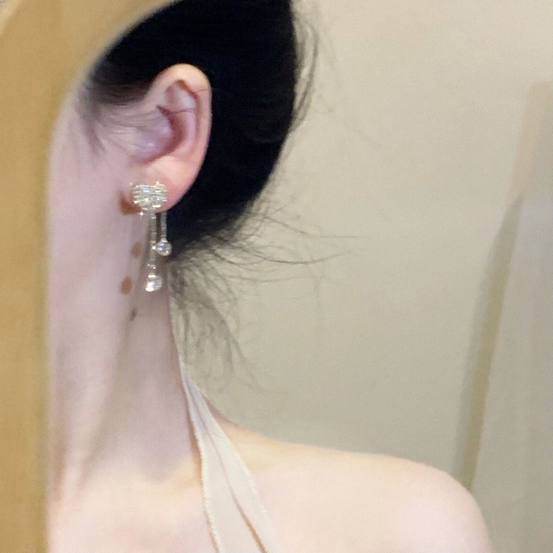 Bông Tai Hình Trái Tim Đính Đá Thời Trang Dành Cho Nữ