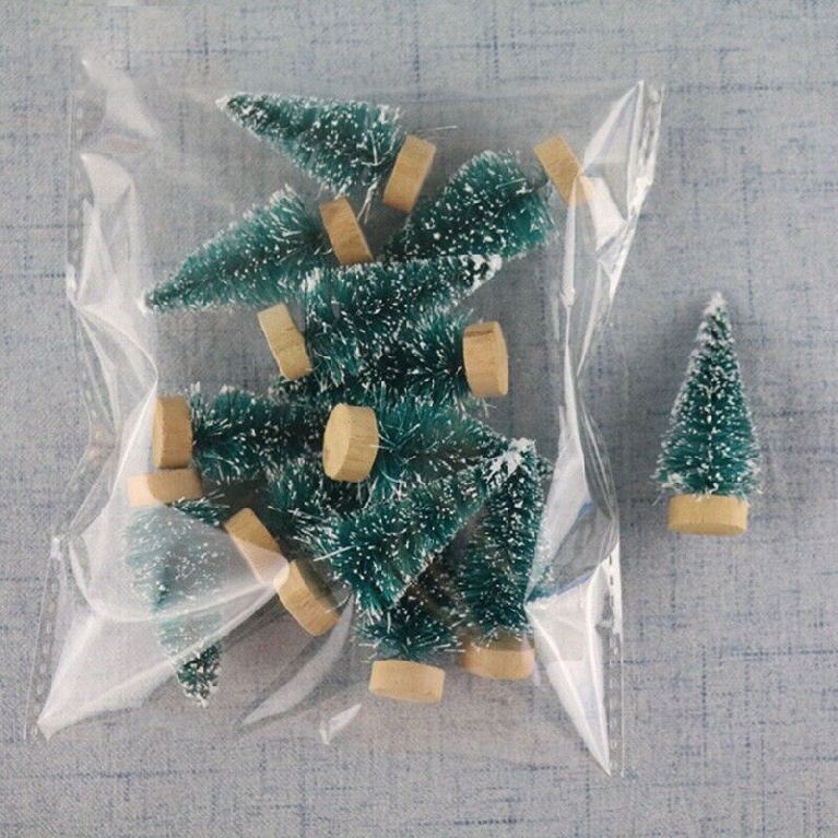 New 12pcs Small Christmas Fake Pine Tree 4.2cm Mini Sisal Bottle Brush Snow Frost Tree