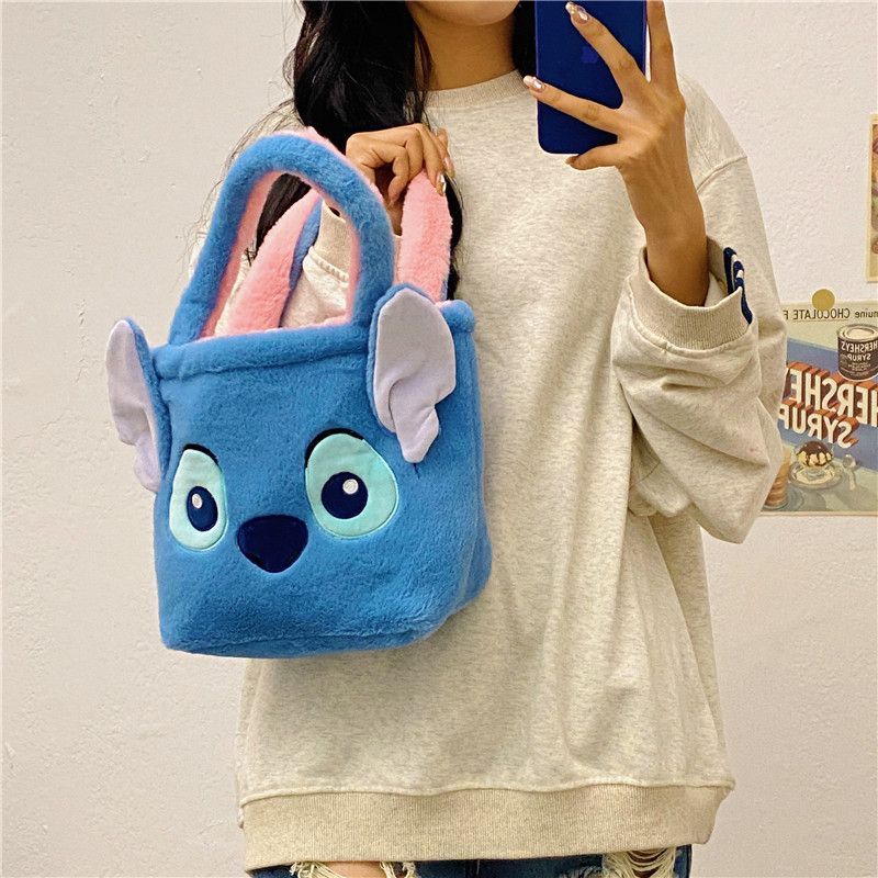 Túi Xách Lông Xù Mềm Mại Hình Gấu / Dâu Tây Ba Mắt Phong Cách Nhật Hàn Dễ Thương Cho Nữ