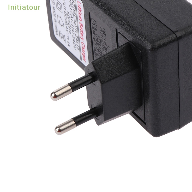 Bộ Sạc Pin lithium Ba Lỗ 9mm 24V Cân Bằng Cho Xe Hơi Xe Máy