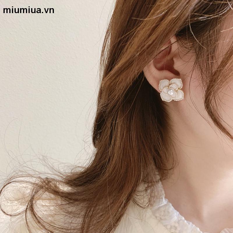 miumiuaKhuyên Tai Đính Hạt Ngọc Trai Phong Cách Hàn Quốc Cổ Điển Mẫu Mới 2023 Dành Cho Bạn Nữ
