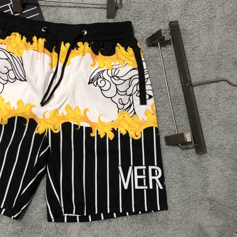 Quần Short Đi Biển Thoải Mái Thời Trang Mùa Hè