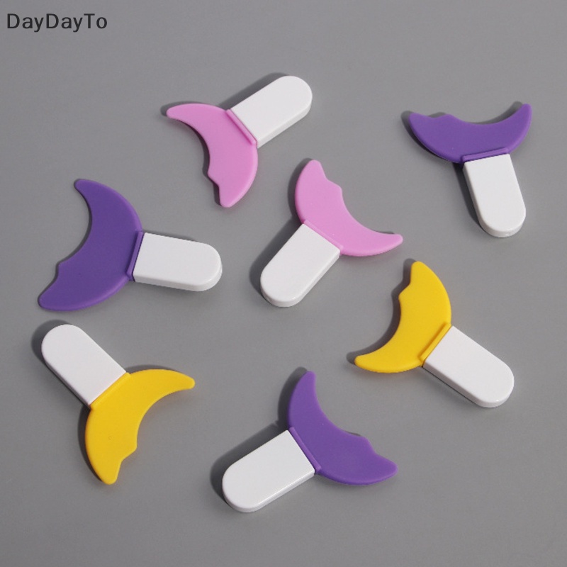 Bộ Dụng Cụ Hỗ Trợ Kẻ Mắt Và Mascara Tiện Dụng