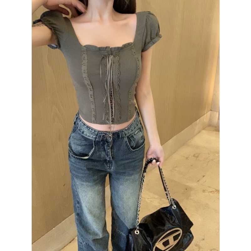 Áo Thun Ngắn Tay Cổ Vuông Phối Ren Xinh Xắn