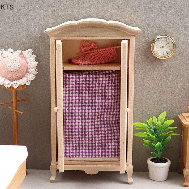 Tủ Quần Áo Mini Tỉ Lệ 1: 12 Xinh Xắn