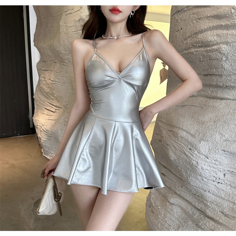 ~ ~ Hot Đầm Hai Dây Satin Ngắn Ôm Eo Quyến Rũ Cho Nữ Đi Nghỉ Mát