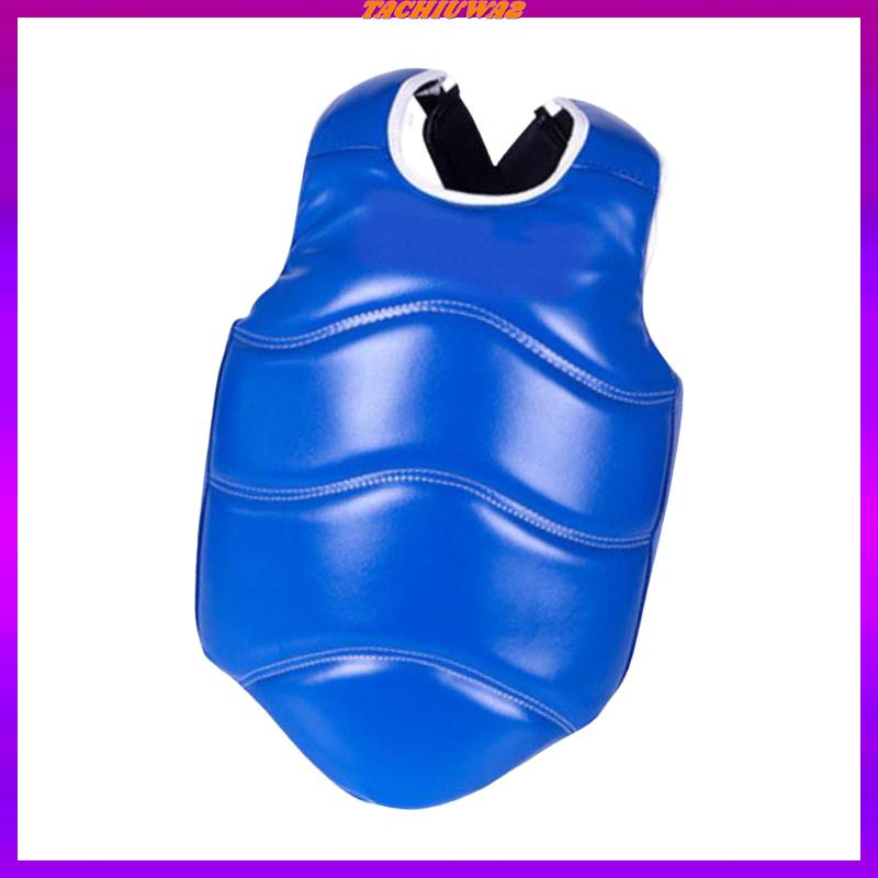 Miếng Đệm Bảo Vệ Ngực Khi Tập Võ Karate