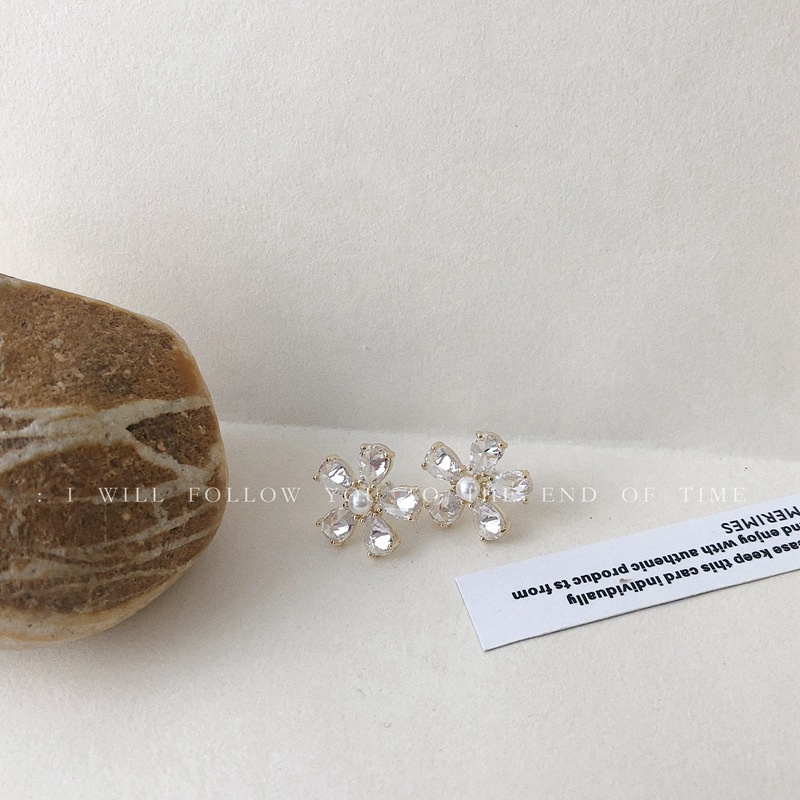 Bông Tai Hình Cánh Hoa Nhỏ Đơn Giản Dễ Thương Phong Cách Hàn Quốc Thời Trang Cho Nữ