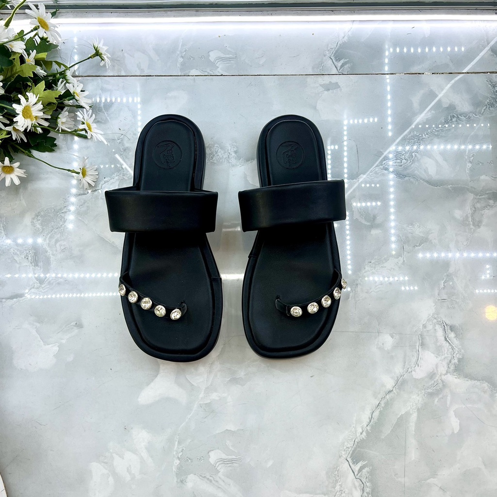 Dép bigsize bánh mì quai xỏ ngón đá xoàn cao 2,5 cm size 40-44