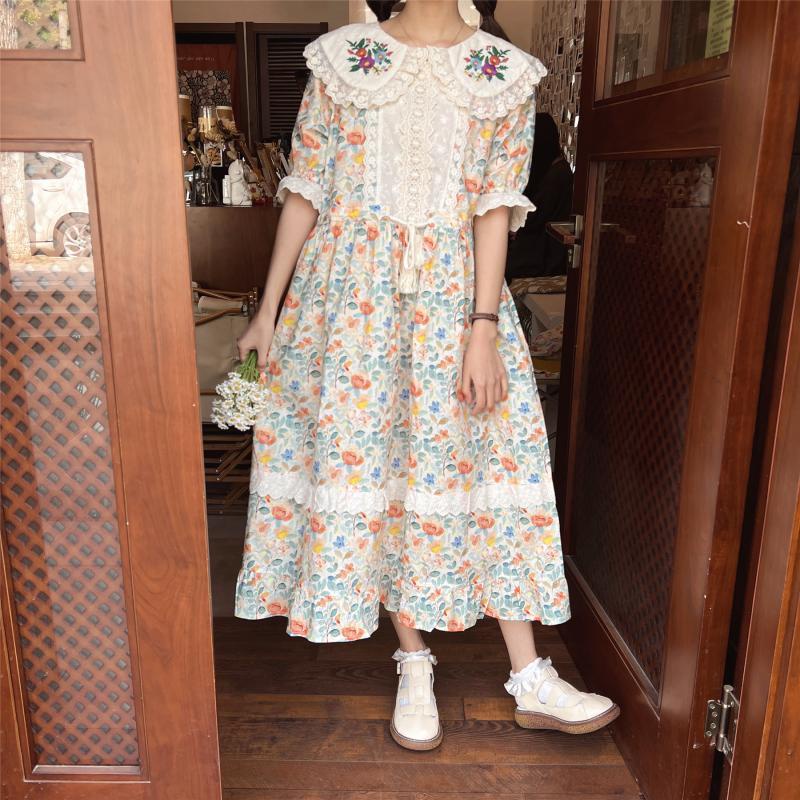 Đầm Ren Hoa Cổ Búp Bê Dịu Dàng Nữ Tính Hợp Thời Trang Mới