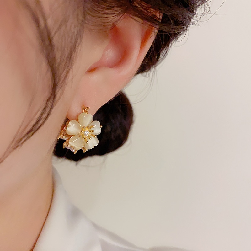 Khuyên Tai Hình Hoa Hai Mặt Đính Đá Zircon Phong Cách Hàn Quốc Ngọt Ngào