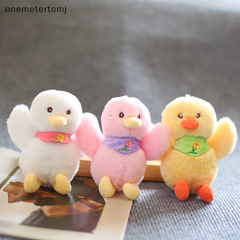 1 Chú Vịt Nhồi Bông Đáng Yêu Gắn Móc Khóa