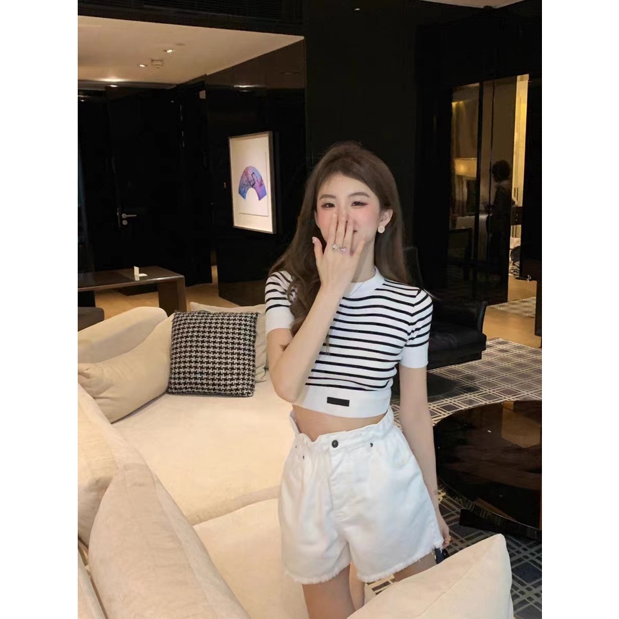 Áo Thun Dệt Kim Ngắn Tay Dáng Ôm Họa Tiết Kẻ Sọc In Chữ Thời Trang Mùa Hè 2023 Mới Cho Nữ