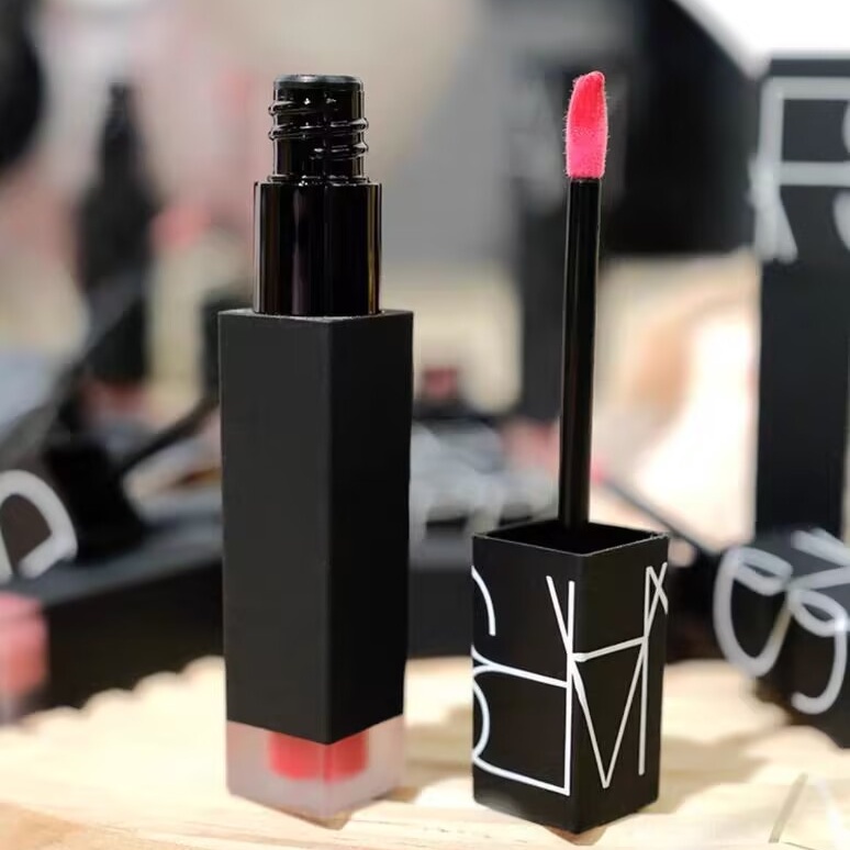 Son Kem Nars Air Cushion Dưỡng Ẩm Lâu Trôi Làm Trắng Tông Màu Da Tự Nhiên