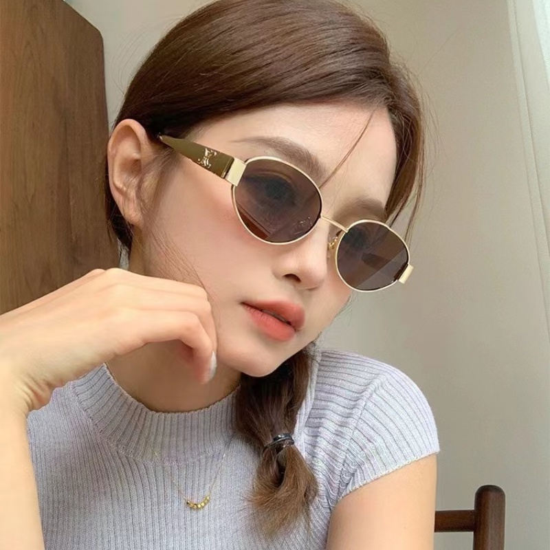 2023 kính râm mới mạng kính ảnh đường phố màu đỏ kính râm mắt mèo hình bầu dục cổ điển