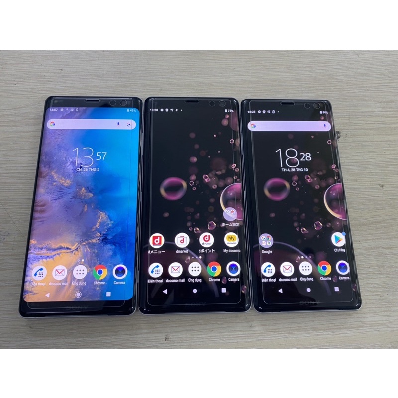 Điện thoại Sony Xperia XZ3  màn hình cong siêu đẹp
