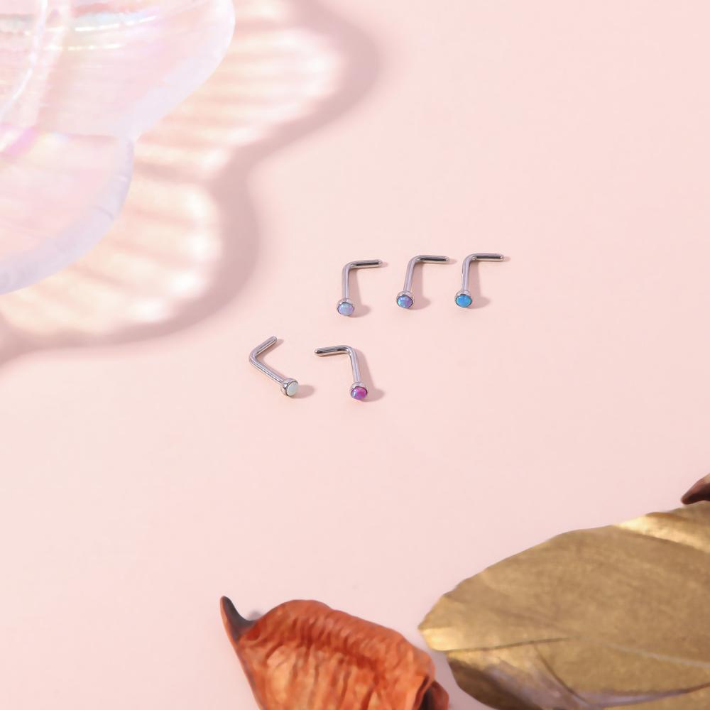 1 Khuyên Mũi 18G / 20G Màu Sắc Cá Tính 2mm