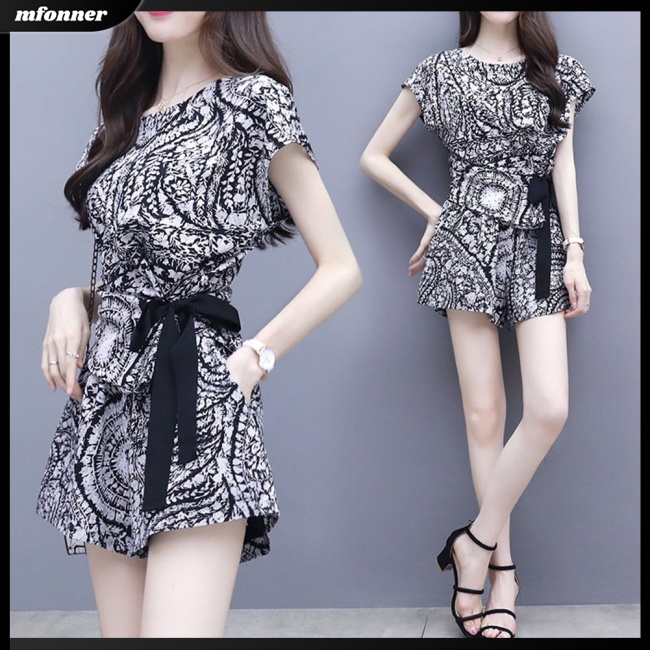 Set Đồ Mùa Hè 2 Món Gồm Áo Thun Tay Cộc Cổ Tròn In Họa Tiết + Quần Ngắn Cho Nữ