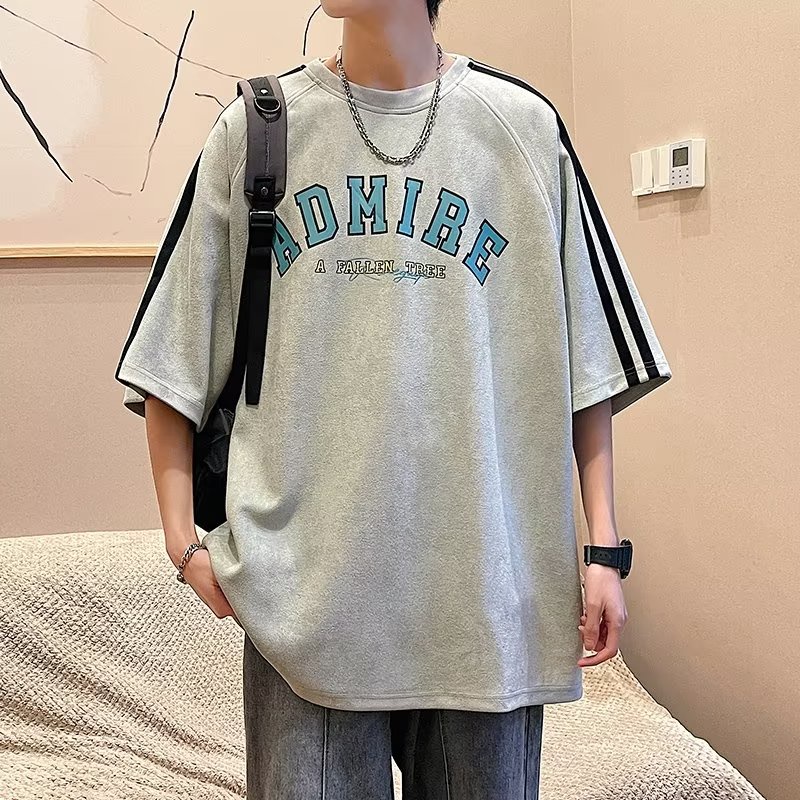 Áo Thun Thể Thao Da Lộn Tay Lỡ Dáng Rộng Kẻ Sọc Thiết Kế Trẻ Trung Cho Nam