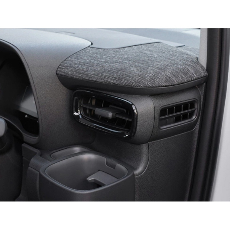 Khung Trang Trí Máy Điều Hòa Màu Đen Bóng Cho Toyota Sienta 2023 +