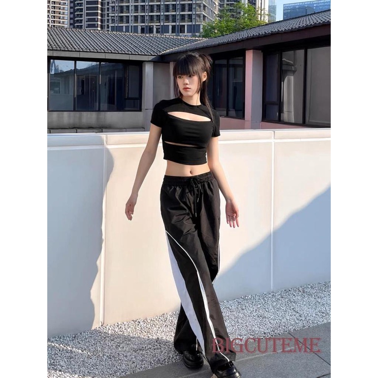 Áo Thun Crop Top Tay Ngắn Cổ Tròn Màu Đen Trơn Thời Trang Mùa Hè Cho Nữ