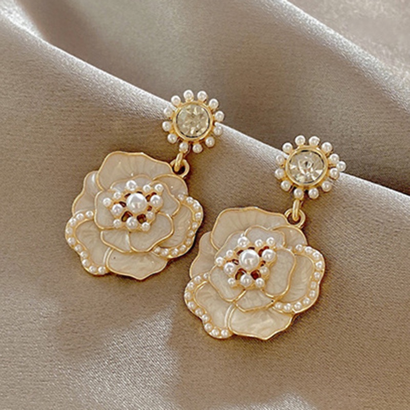 Bông Tai Hình Hoa Đính Đá Lấp Lánh Sang Trọng