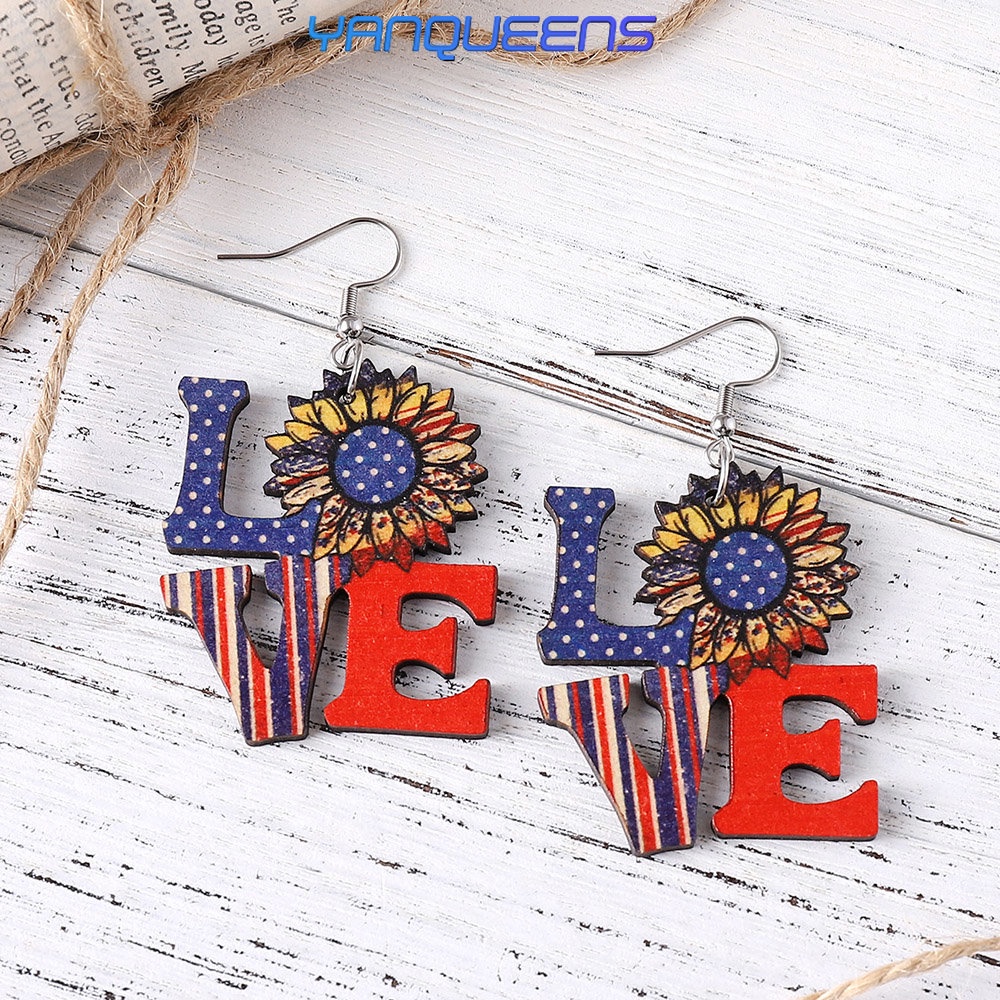 Hoa Tai Gỗ Hai Mặt Hình Cờ Mỹ / Ngôi Sao / Hoa Hướng Dương / Trái Tim Độc Lập