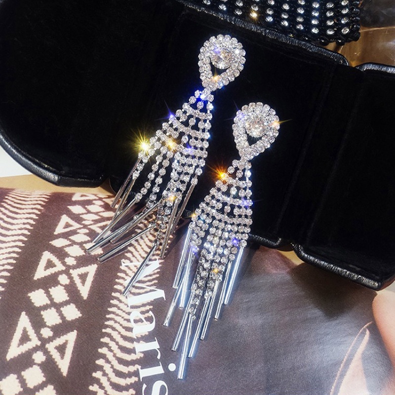 Bông Tai Dáng Dài Đính Pha Lê Lấp Lánh Thời Trang Sang Trọng Cho Nữ