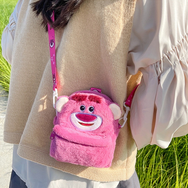 Túi Đeo Chéo Mini Cute Hình Gấu Dâu Tây Phủ Lông Dễ Thương Chống Thất Lạc