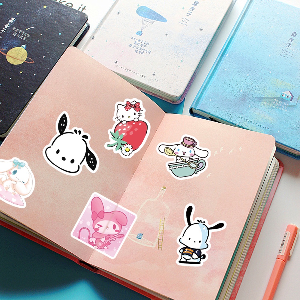 SANRIO Bộ 50 Miếng Dán Pvc Chống Thấm Nước Hình Kuromi Dễ Thương Dùng Trang Trí Ván Trượt / Laptop