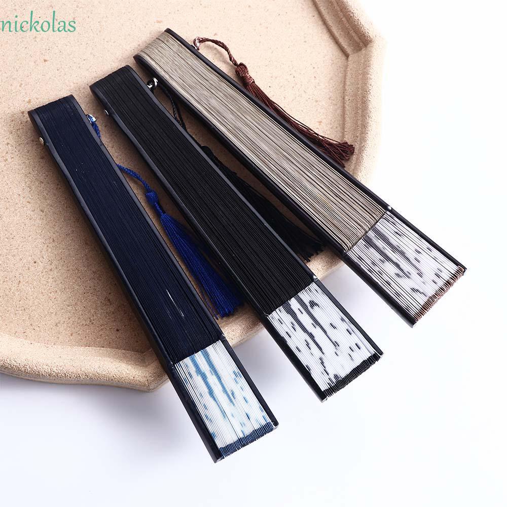 Quạt Xếp Chất Liệu Gỗ Tre Hoạ Tiết Hoạt Hình Phong Cách Trung Hoa