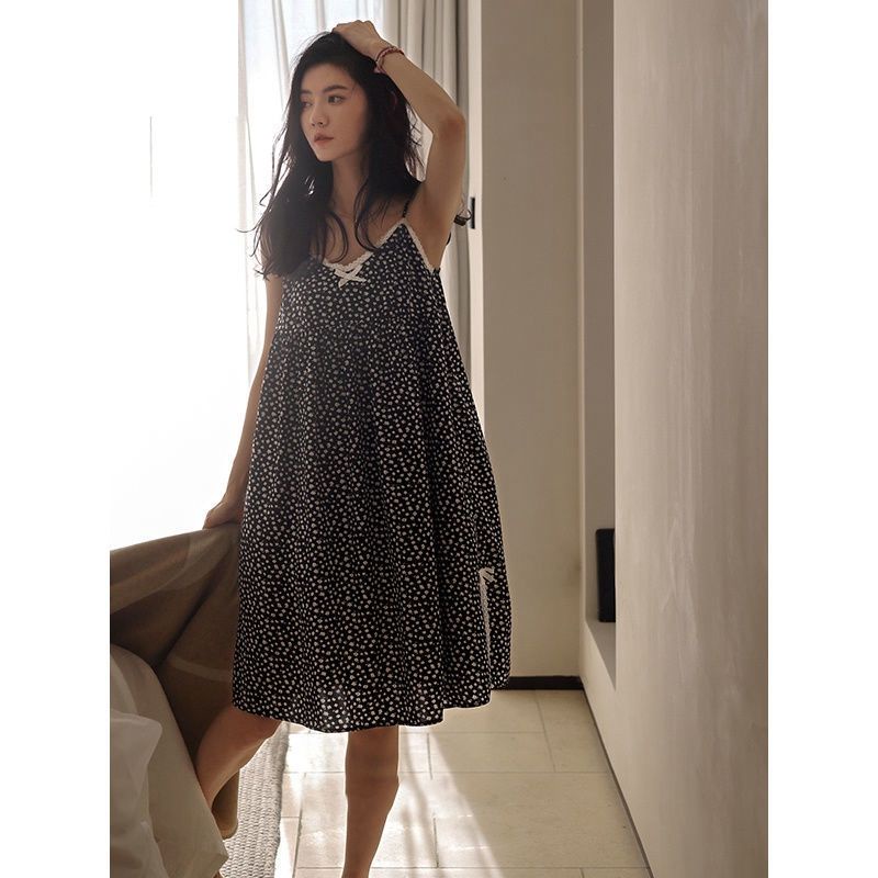 Đầm Ngủ Hai Dây Mỏng Mùa Hè Có Đệm Ngực Gợi Cảm Có Thể Mặc Ở Nhà Cho Nữ