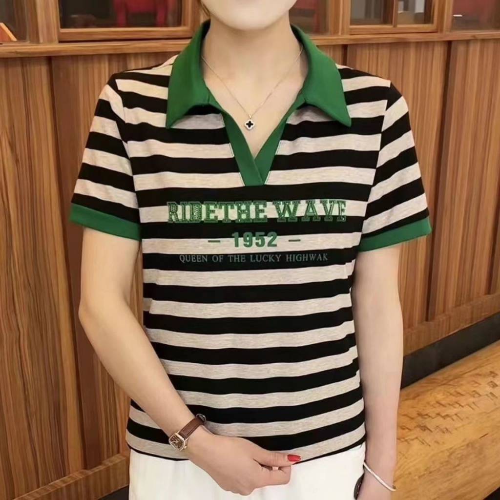 Áo Thun polo Ngắn Tay Họa Tiết Kẻ Sọc Phong Cách Mới Cho Phụ Nữ Trung Niên