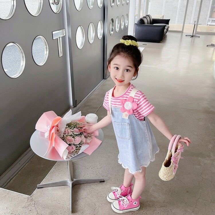 Set Áo Thun + Chân Váy Yếm Denim Thiết Kế Mới Thời Trang Mùa Hè 2023 Dành Cho Bé Gái