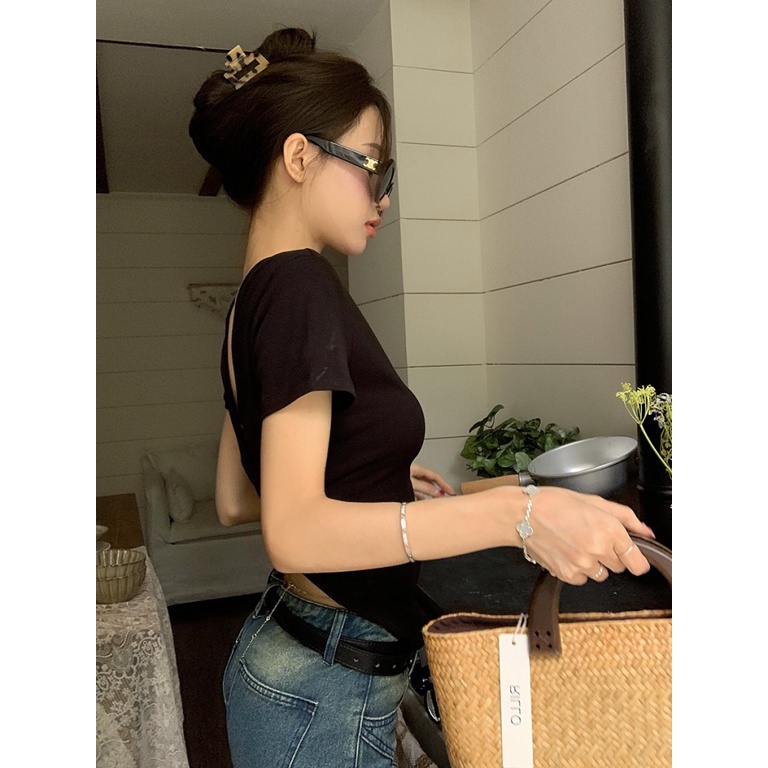 Áo Thun Tay Ngắn Hở Lưng Dáng Ôm Màu Đen Thời Trang Mùa Hè Cho Nữ