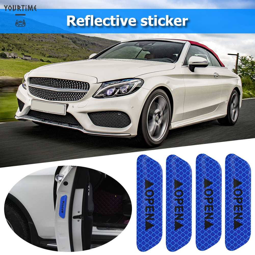Bộ 4 Miếng Dán Phản Quang Trang Trí Cửa Xe Hơi Tiện Dụng