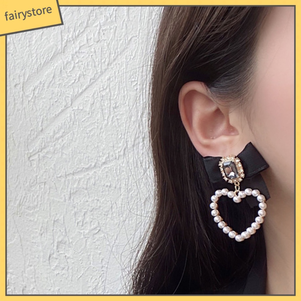 1 Đôi Bông Tai Hình Nơ Đính Ngọc Trai Giả Màu Đen Phong Cách Retro Dành Cho Nữ