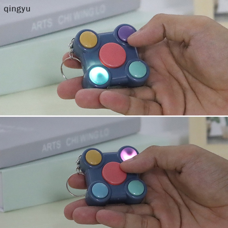 1 Máy Chơi Game Cầm Tay Có Đèn Và Âm Thanh Vui Nhộn Cho Bé