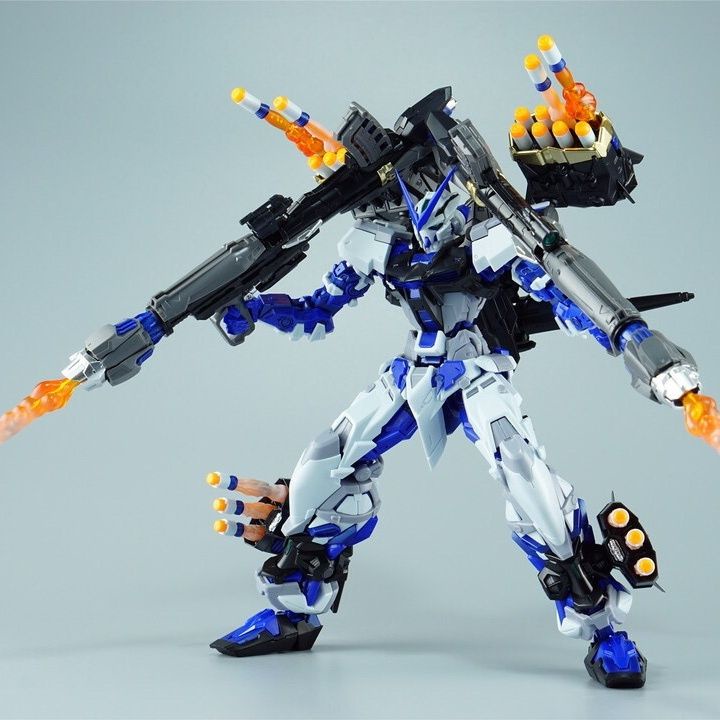 Mô Hình Lắp Ráp Daban MG 8810 Blue Heresy MB Tỉ Lệ 1 / 100