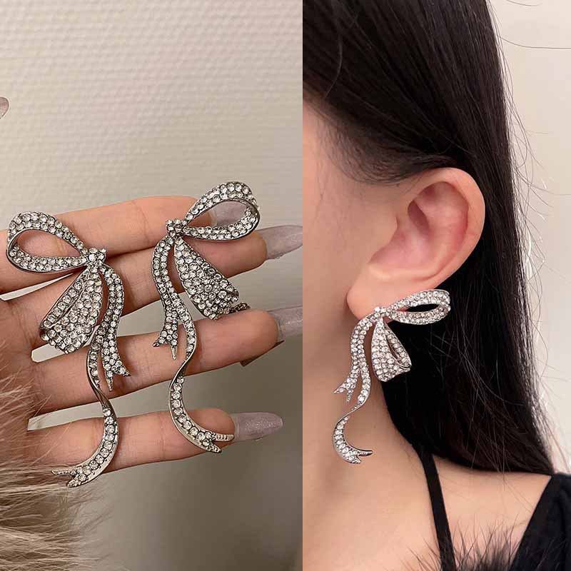Bông Tai Hình Nơ Đính Đá Sang Trọng Phong Cách Hàn Quốc Cho Nữ