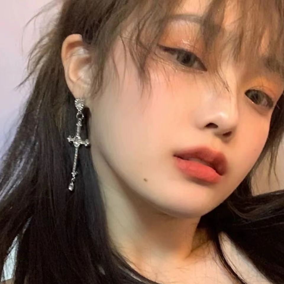 Khuyên Tai Dài Tua Rua Hình Thánh Giá Đính Đá Zircon Phong Cách Punk Hip Hop